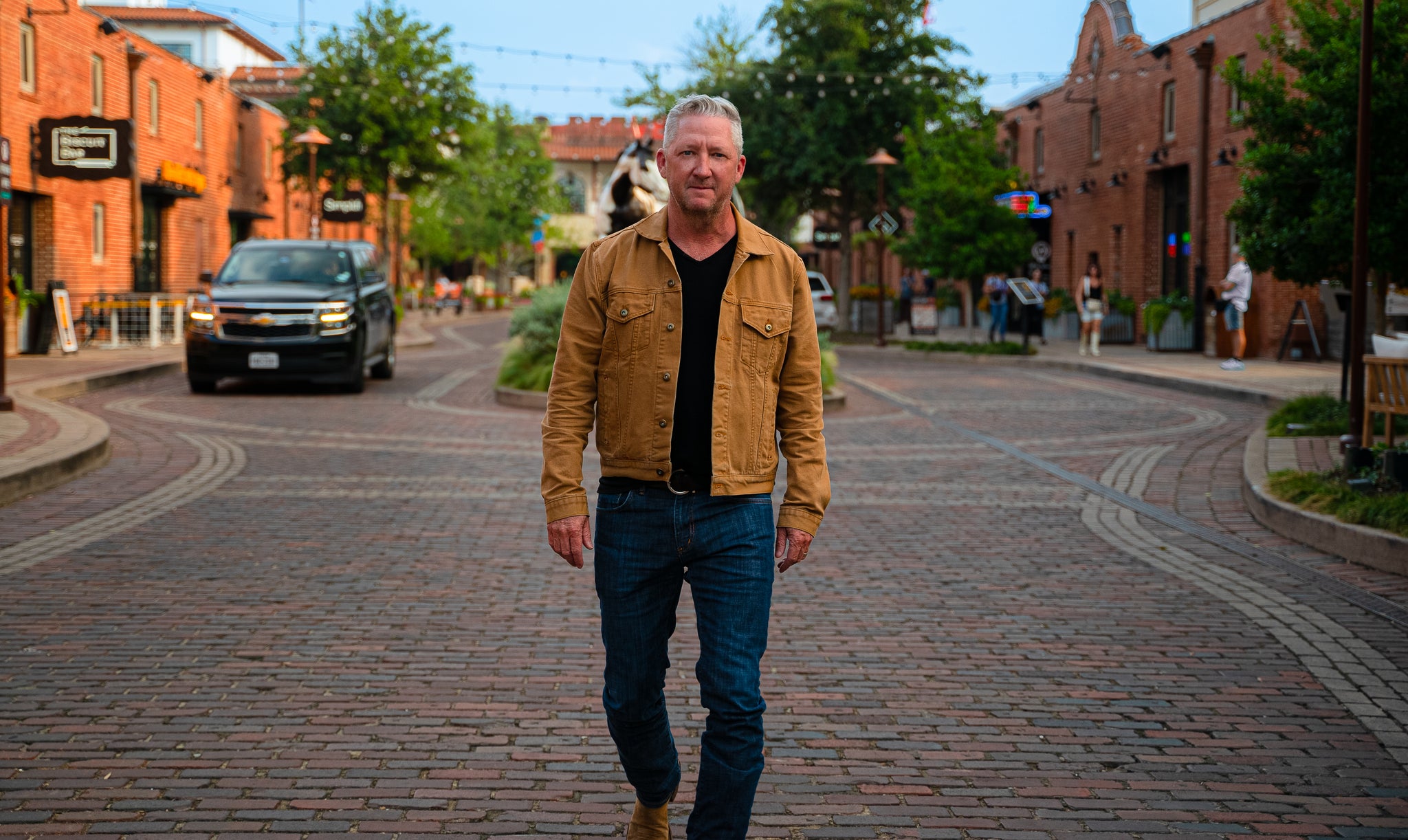 Canvas Trucker Jacket – The Love Collection